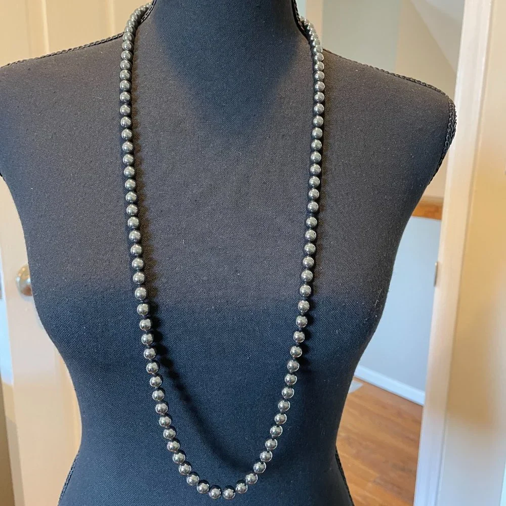 Glass Bead Necklace - Picture 2 of 4